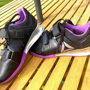 Reebok legacy lifters, women’s 10